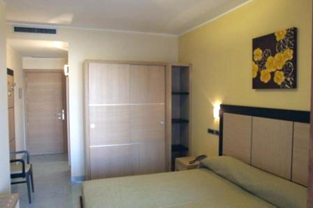 Double or Twin Room Basement