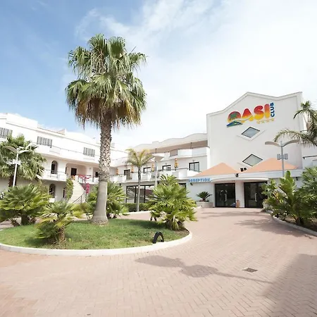 Oasiclub Hotel-3
